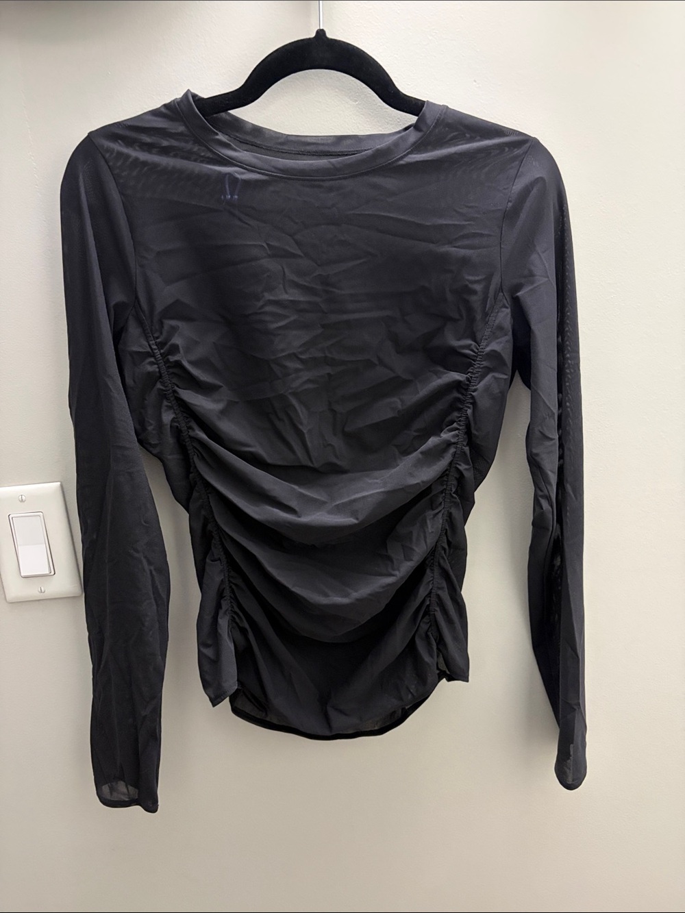 Lululemon mesh Ruched Long-Sleeve Women's Top